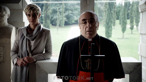 The.New.Pope.S01B2.1080p.WEBRip.AC3.TR.Altyazi.TORK.mkv_snapshot_43.54.708.jpg