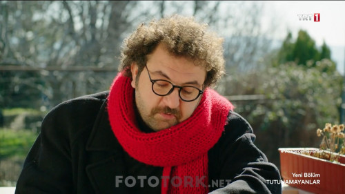 Tutunamayanlar.BL.07.HDTvRip.720p.AC3.by.cideli37.TORK.mkv_snapshot_00.02.41.302.jpg