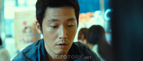 The-Flu---Grip-2013-1080p-BluRay-x264-DUAL-TR-ENG-TORK.mkv_snapshot_00.34.27_2020.03.20_14.35.27.jpg