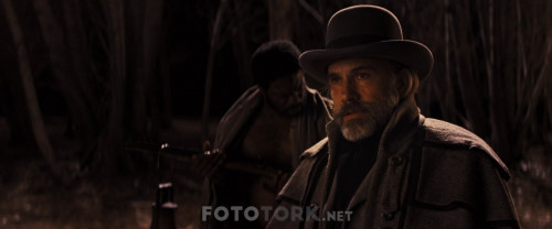 Django.Unchained.2012.BluRay.1080p.x264.AC3.DUAL.TR.ENG.TORK.mkv_snapshot_00.09.41.684.jpg
