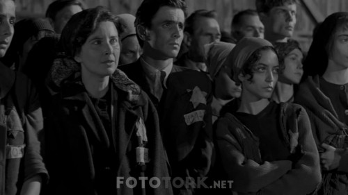 Schindlers.List.1993.BluRay.720p.x264.DD5.1.DUAL.TR-ENG.TORK.mkv_snapshot_02.59.47.788.jpg