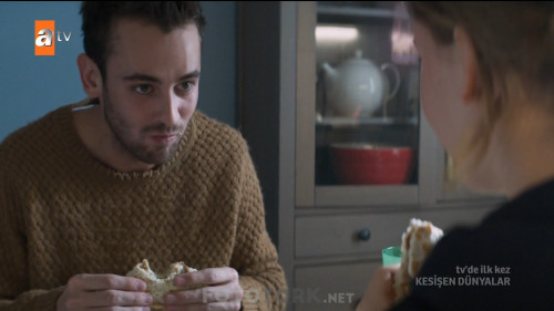 Kesisen.Dunyalar.2017.HDTvRip.1080p.x264.AC3.TRDUB.TORK.mkv_snapshot_01.10.56.948.jpg