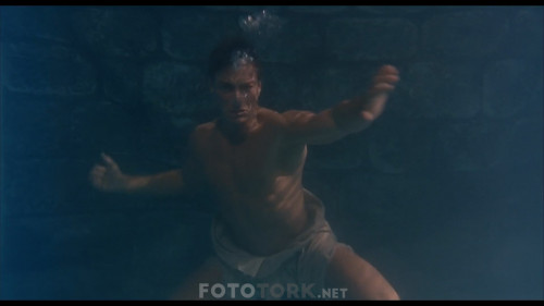 Kickboxer.1989.NF.1080p.WEB-DL.x264.DUAL.TR-ENG.TORK.mkv_snapshot_00.51.39.847.jpg