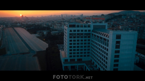 Adam-Misin-2016-1080p-WEB-DL-x264-TORK.mkv_snapshot_00.15.09.590.jpg