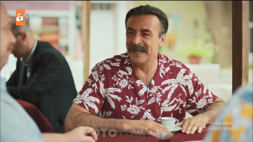 Gencligim.Eyvah.BL.03.HDTvRip.720p.AAC.by.cideli37.TORK.mkv_snapshot_01.45.48.133.jpg