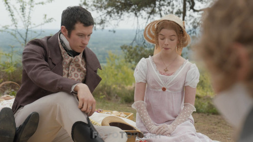 Emma.2020.BluRay.1080p.x264.AC3.DUAL.TR-ENG.TORK.mkv_snapshot_01.31.55.891.jpg