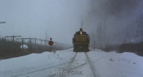 Firar.Treni.Runaway.Train.1985.BluRay.1080p.x264.DUAL.TR-ENG.TORK.mkv_snapshot_00.46.39.515.jpg