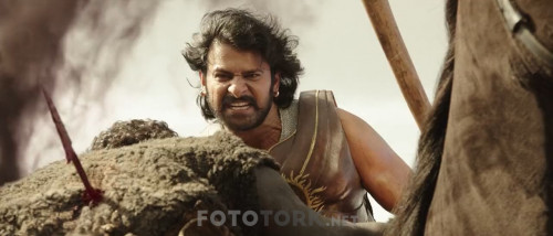 Bahubali.The.Beginning.2015.BluRay.720p.x264.AC3.TRDUB.TORK.mkv_snapshot_02.23.02.250.jpg