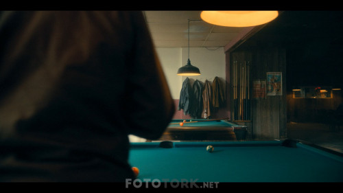 The.Umbrella.Academy.S02E01.1080p.NF.WEBRip.x264.DD5.1.DUAL.TR-ENG.TORK.mkv_snapshot_25.19.059.jpg