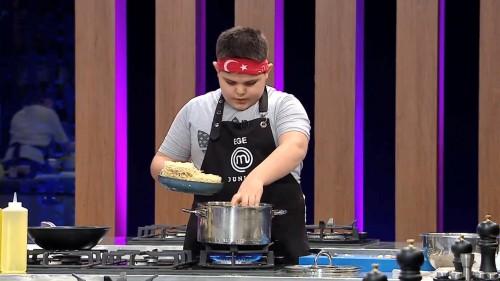 Masterchef.Junior.BL.07.EXXEN.1080p.WebRip.x264.AC3.TORK.mkv_snapshot_00.43.32.651.jpg