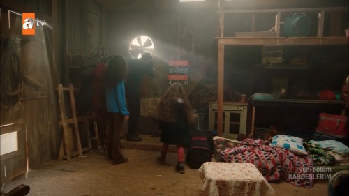 Kardeslerim.BL.02.HDTvRip.720p.AAC.by.TheWelleTy.TORK.mkv_snapshot_00.19.13.550.jpg
