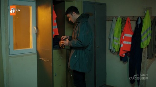 Kardeslerim.BL.08.HDTvRip.720p.AC3.by.cideli37.TORK.mkv_snapshot_01.06.06.971.jpg