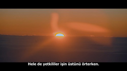 Seaspiracy.Denizlerdeki.Komplo.2021.NF.1080p.WEB-DL.DD5.1-E.AC3.DUAL.TR-ENG.TORK.mkv_snapshot_01.12.36.628.jpg