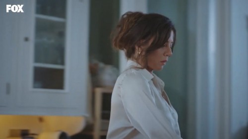Evlilik.Hakkinda.Her.Sey.BL02.WEBRip.720p.AC3.by.cideli37.TORK.mkv_snapshot_00.03.25.532.jpg