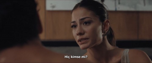 Ask.Taktikleri.2022.NF.1080p.WEB-DL.x264.DD5.1.E.AC3.DUAL.TR-ENG.TORK.mkv_snapshot_01.09.01.418.jpg