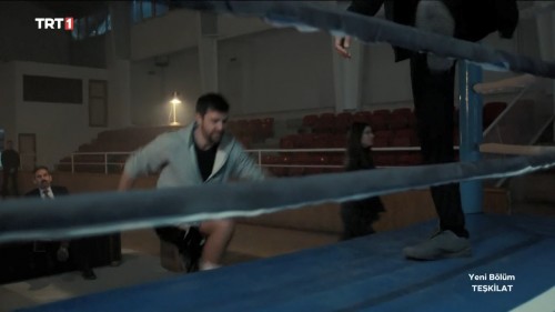 Teskilat.BL.34.HDTvRip.720p.AC3.by.cideli37.TORK.mkv_snapshot_01.47.56.931.jpg