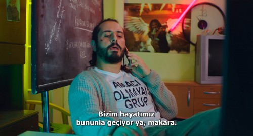 Amaci-Olmayan-Grup.2021.WEB-DL.1080p.x264.DD5.1.E.AC3.DUAL.TR-ENG.TORK.mkv_snapshot_00.57.53.000.jpg