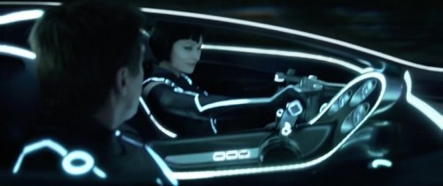 Tron.Efsanesi.Tron.Legacy.2010.BDRip.x264.AC3.TR.TORK.mkv_snapshot_00.47.24.415.jpg