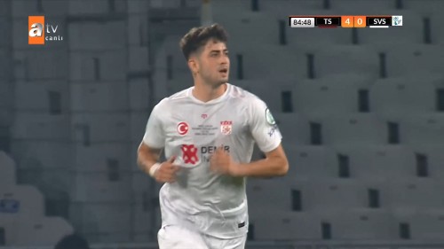 Super-Kupa-2022-Trabzonspor-4-0-Demir-Grup-Sivasspor-Full-Mac-HDTvRip-1080p-x264-AC3-TR-TORK-.mkv_snapshot_01.32.12.523.jpg