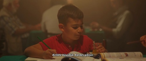 Illegal.Hayatlar.2023.NF.WEB-DL.1080p.x264.DD5.1.E-AC3.TR.TORK.mkv_snapshot_00.01.36.972.jpg