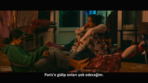 Ise.Yaramazlar.The.Worst.Ones.Les.Pires.2022.WEBRip.1080p.x264.AAC.FR-TRSUB.TORK.mkv_snapshot_01.01.16.058.jpg