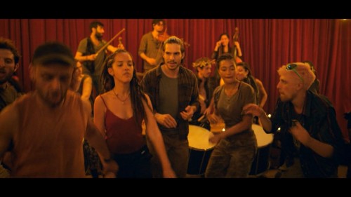 A.Place.to.Fight.For.2023.DSNP.WEB-DL.720p.H264.DD5.1.E.AC3.DUAL.TR-ENG.TORK.mkv_snapshot_00.44.15.307.jpg