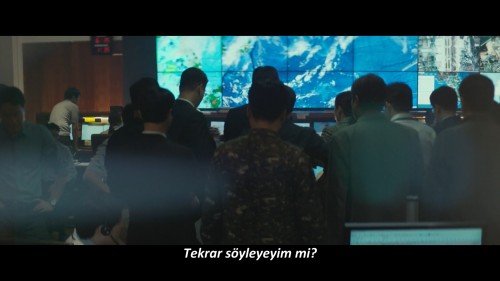 Acil.Inis.Emergency.Decleration.2021.WEBRip.1080p.x264.AC3.DUAL.TR-KOR.TORK.mkv_snapshot_00.47.34.190.jpg