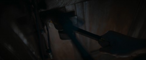 Evil.Dead.Rise.2023.BluRay.m1080p.x264.DD5.1.AC3.DUAL.TR-ENG.TORK.mkv_snapshot_00.40.08.847.jpg