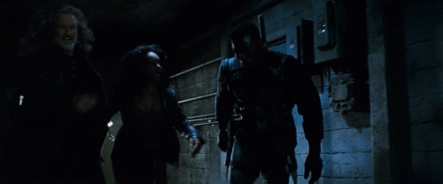 Blade.1998.MAX.WEBRip.1080p.x264.DD5.1.E-AC3.TRIPLE.TORK.mkv_snapshot_00.54.59.370.jpg