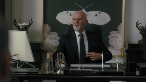Kalender.Pide.2025.4K.2160p.WEB-DL.DDP5.1.E-AC3.x265.TORK-.mkv_snapshot_01.31.19.782.jpg