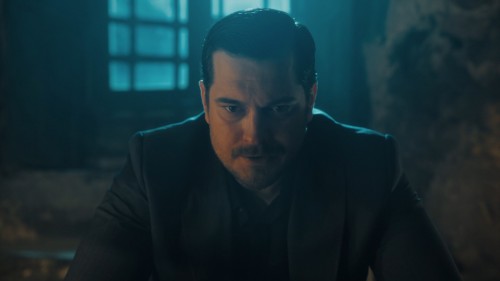 Esref.Ruya.S02E12.25.bolum.1080p.AMZN.WEB-DL.DDP2.0.H.264.TORK.mkv_snapshot_01.03.23.793.jpg
